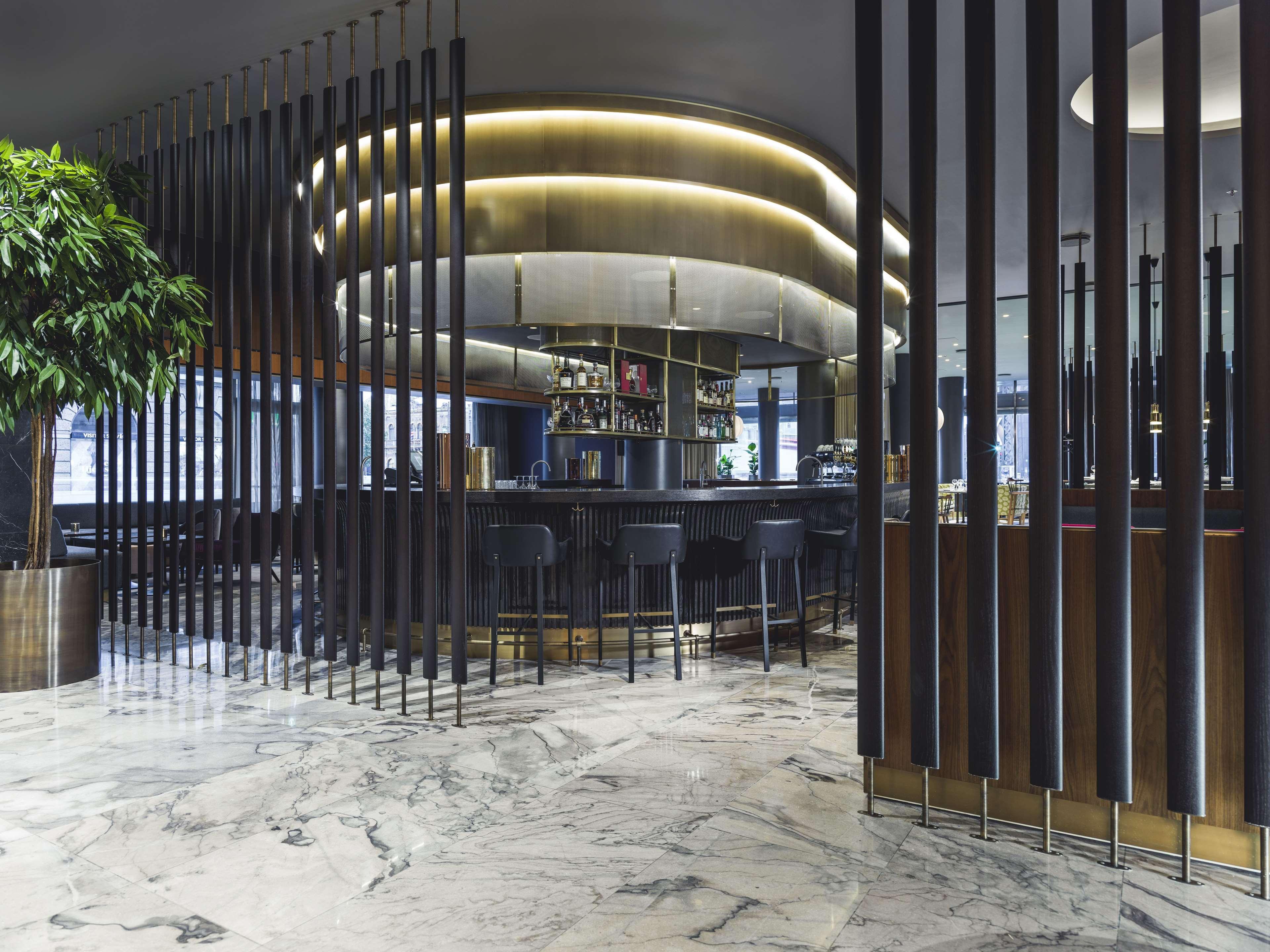 Radisson Collection Royal Hotel, Copenaghen Esterno foto The bar at the 100 East 53rd Street location