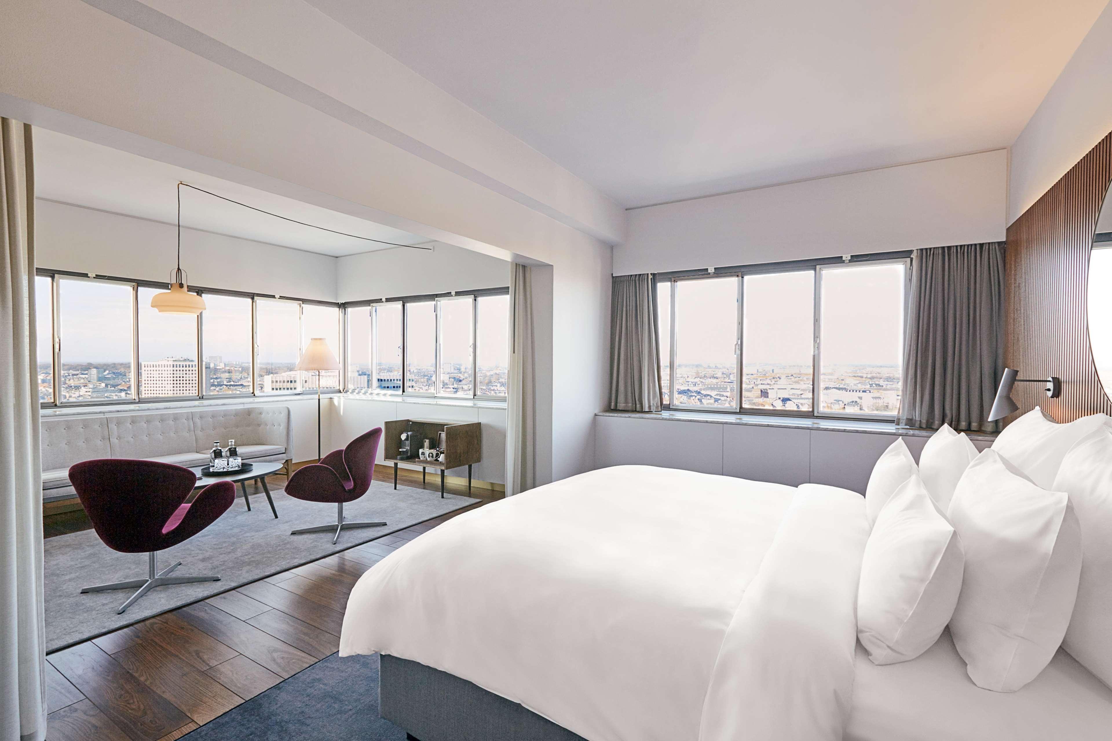 Radisson Collection Royal Hotel, Copenaghen Esterno foto A bedroom at the hotel