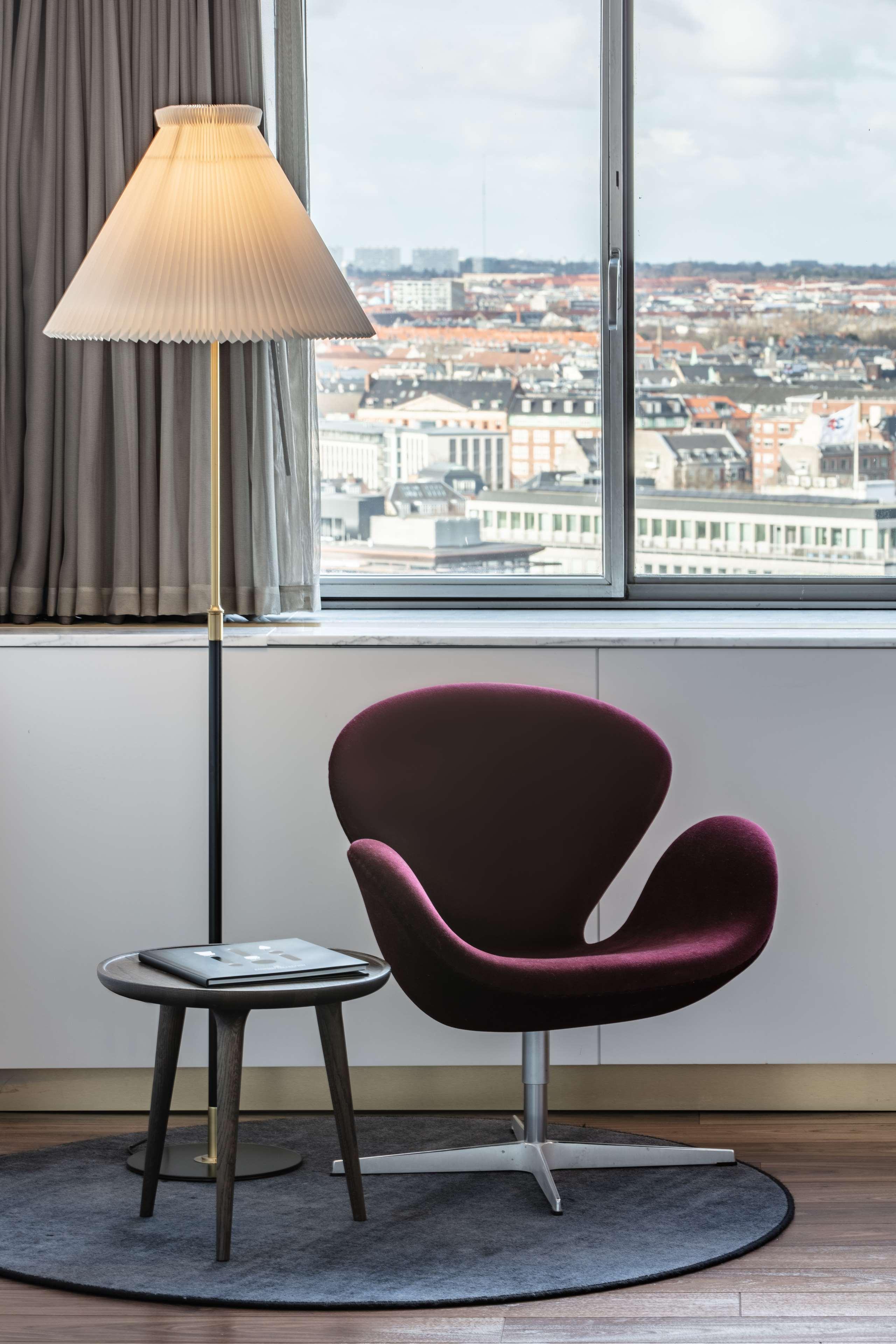 Radisson Collection Royal Hotel, Copenaghen Esterno foto The Swan chair